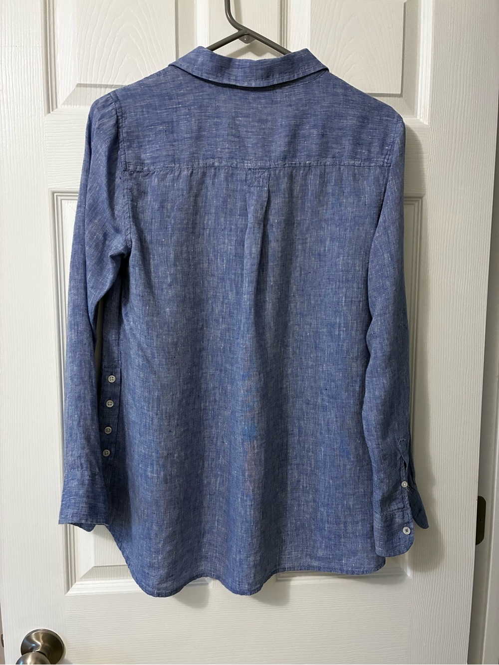 Talbots Blue Button-Front Long-Sleeve Linen Shirt - Picture 4 of 5